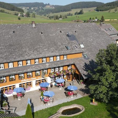 Hotel Zum Loewen - Unteres Wirtshaus Titisee-Neustadt Kültér fotó